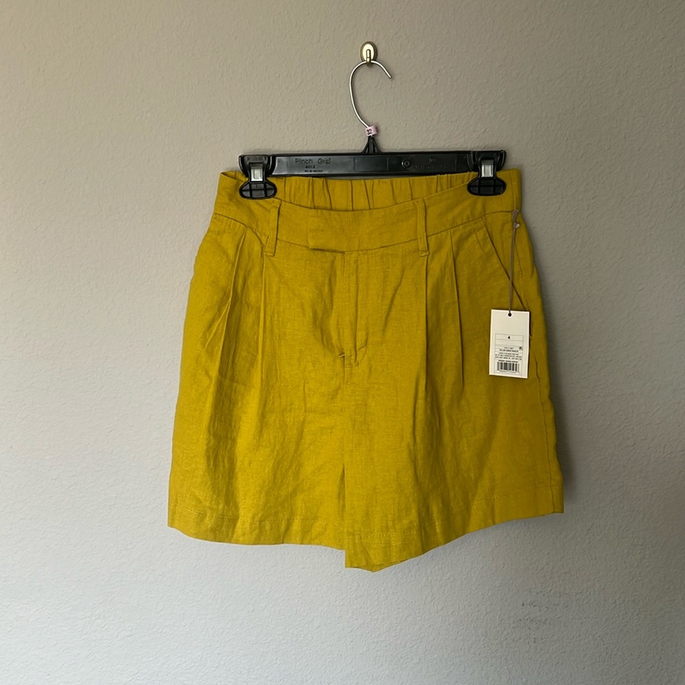 Linen Short